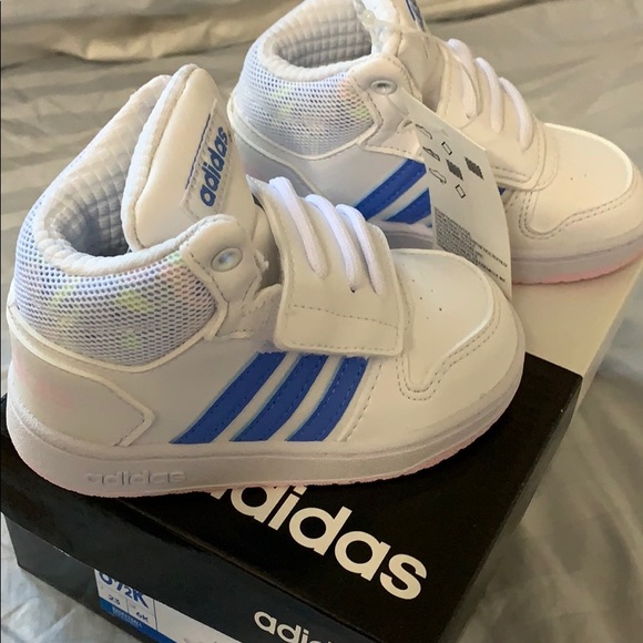 adidas Shoes - Adidas toddlers sneakers 6 1/2